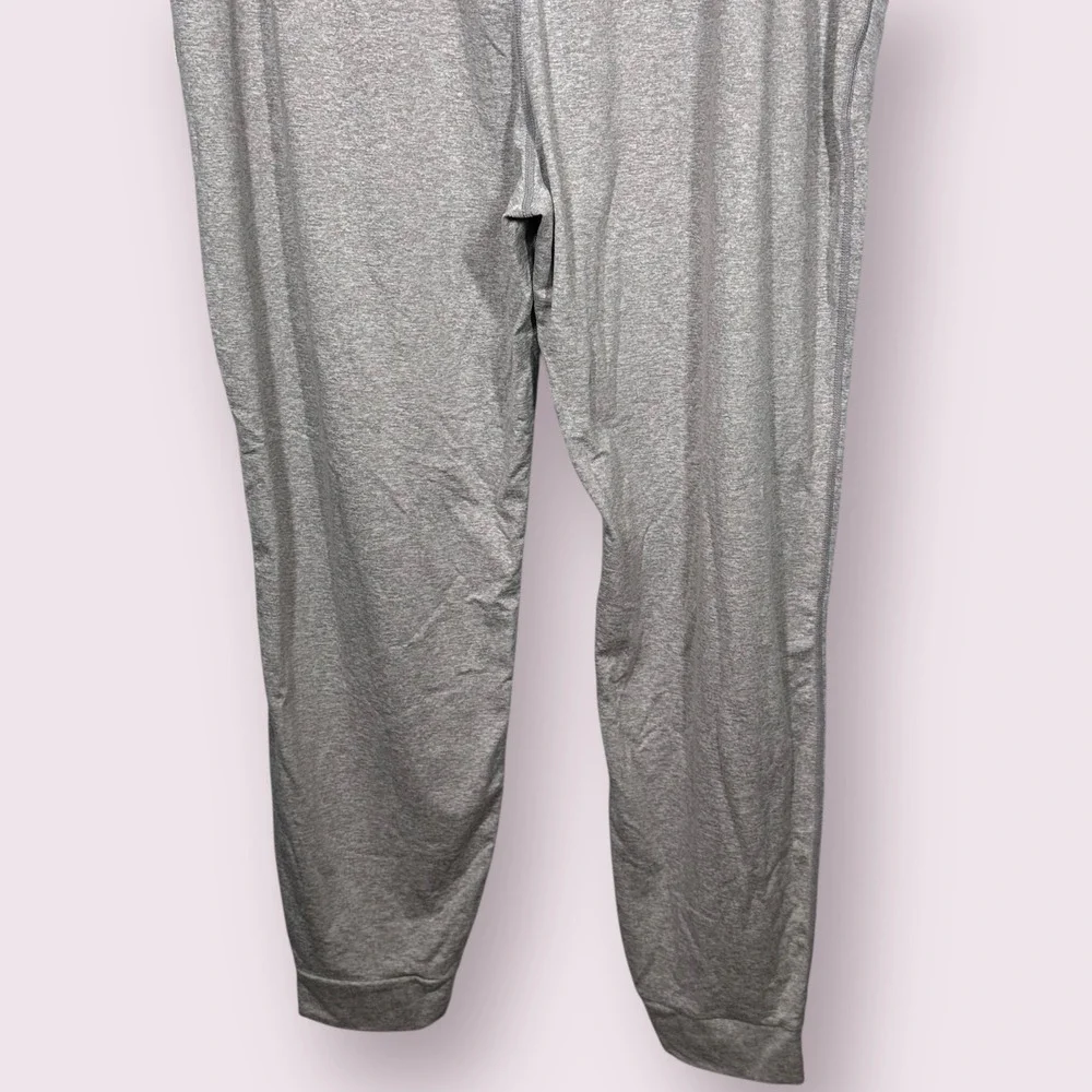 Vuori Womens Performance Jogger Pants Heather Gray Athleisure‎ XLarge 28" Inseam - Picture 15 of 16